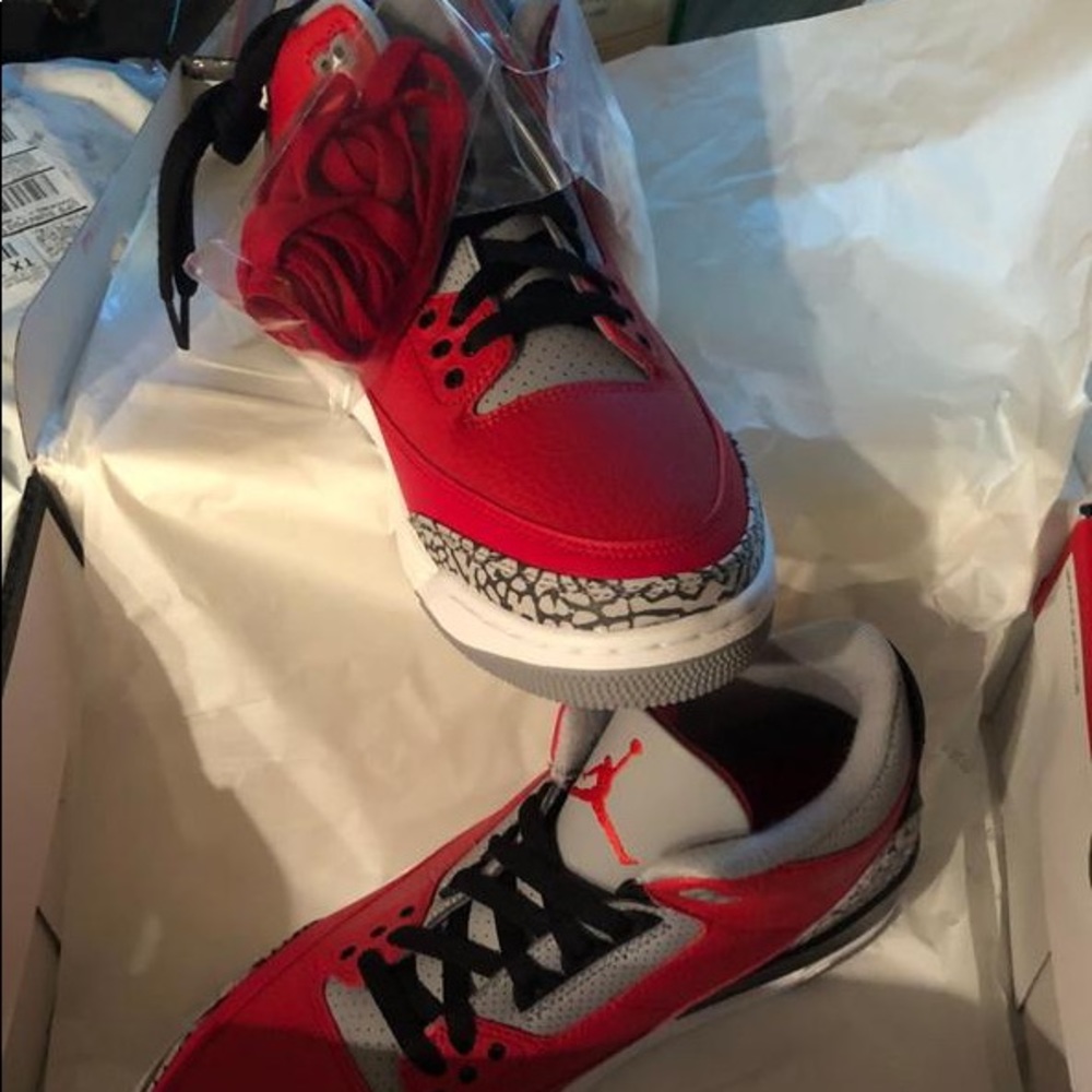 Jordan 3 red cement